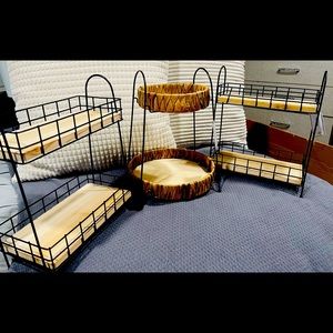 Tier tray